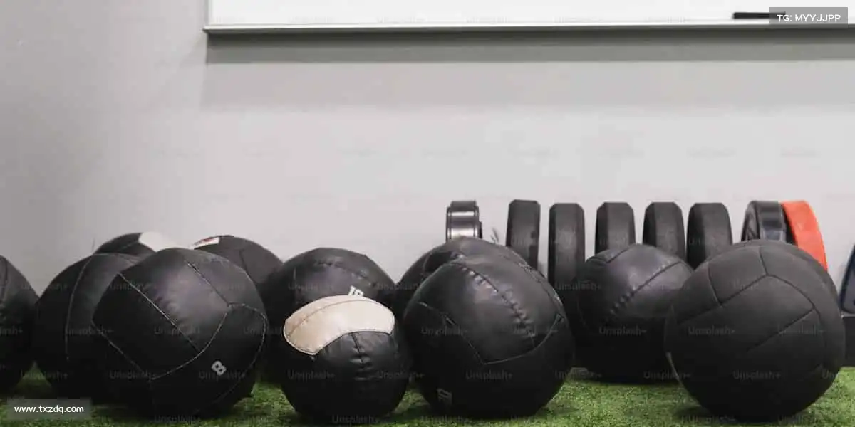 米兰官网🥋格斗诠释坚韧,每一次对抗都是成长的勋章!